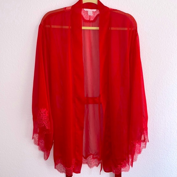Rare Chantilly VS Lace Trim Short Robe Kimono One Size Red - Picture 2 of 8